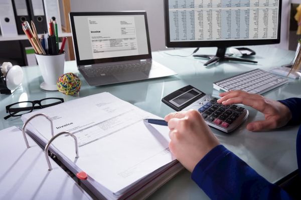 How Much Do Accountants Make?